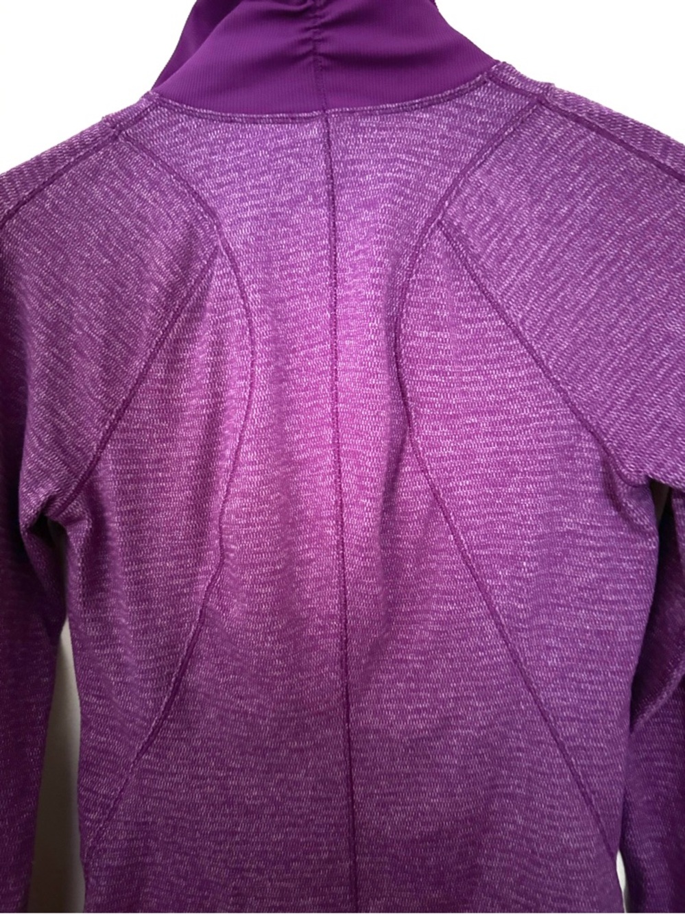 Lululemon Women’s Runderful Jacket, Size 4 - Picture 7 of 8